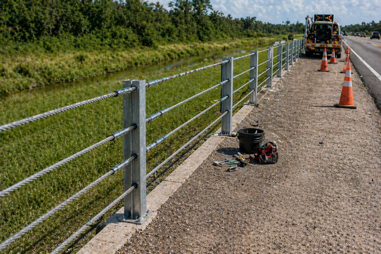 Cable rail repair services in Florida